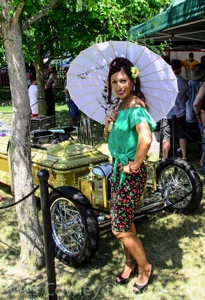 dragula and girl.jpg Dragula and girl