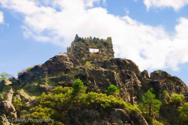 rocks and stone bldg topaz paint.jpg Rocks and stone bldg topaz paint