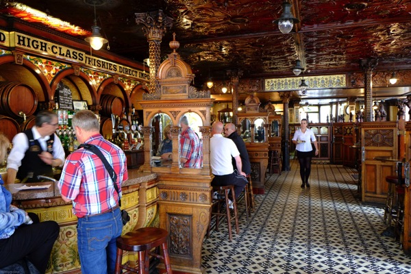 inside a bar.jpg Inside a bar