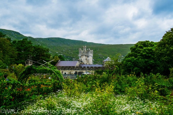 glenveagh gardens and castle.jpg Glenveagh gardens and castle
